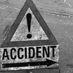 मुग्लिन-पोखरा सडकको ऐना पहरामा बस दुर्घटना